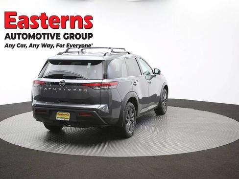 Used 2023 Nissan Pathfinder SV w/ SV Premium Package AWD/4WD image 43