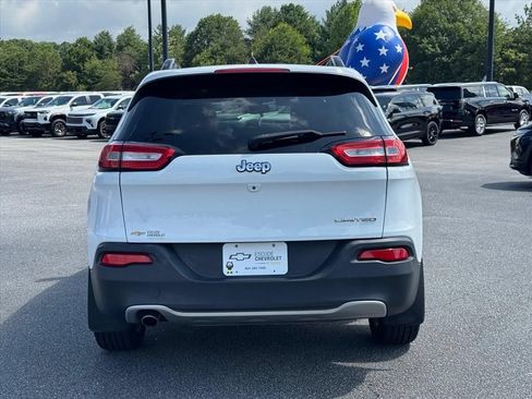 Used 2016 Jeep Cherokee Limited FWD image 4