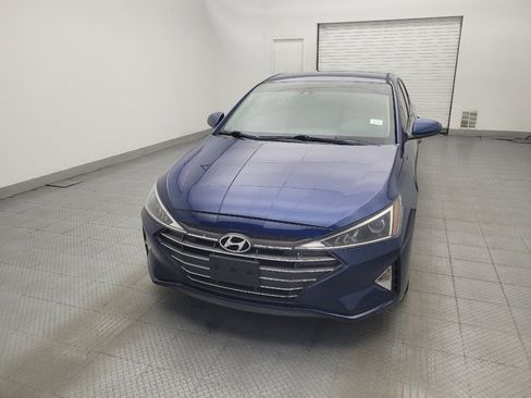 Used 2019 Hyundai Elantra SEL FWD image 15