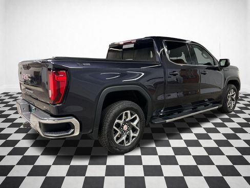 Used 2024 GMC Sierra 1500 SLT w/ SLT Premium Plus Package AWD/4WD image 8