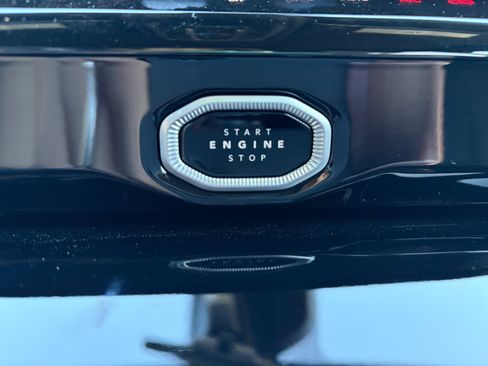 New 2026 Jeep Grand Cherokee Altitude AWD/4WD image 21