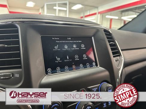 Used 2021 Jeep Grand Cherokee Freedom Edition AWD/4WD image 22