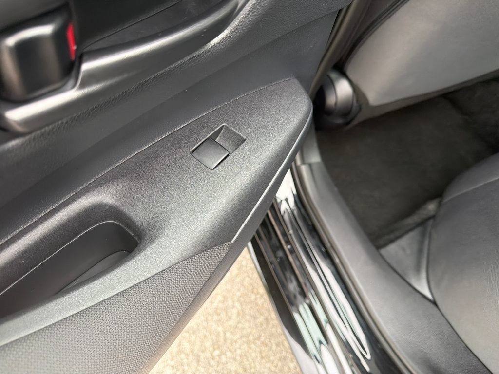 Used 2025 Toyota Corolla LE FWD image 36