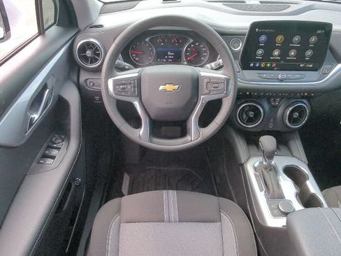 New 2026 Chevrolet Blazer LT w/ Convenience Package FWD image 7