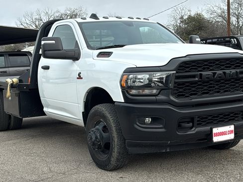 Used 2023 RAM 3500 Tradesman image 3