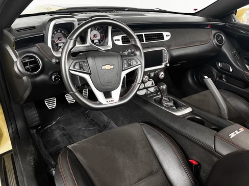 Used 2015 Chevrolet Camaro ZL1 image 23