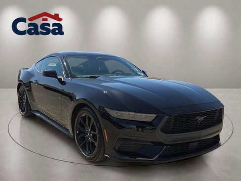 Used 2026 Ford Mustang Coupe RWD image 4