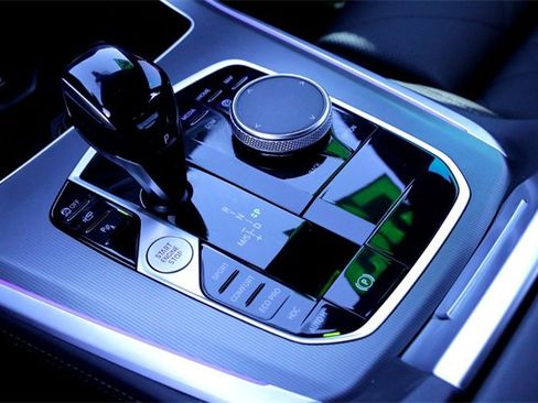 Used 2023 BMW X5 xDrive40i w/ Luxury Seating Package image 19