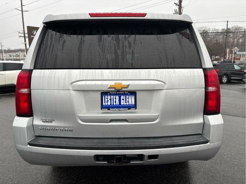 Used 2020 Chevrolet Suburban LT image 39