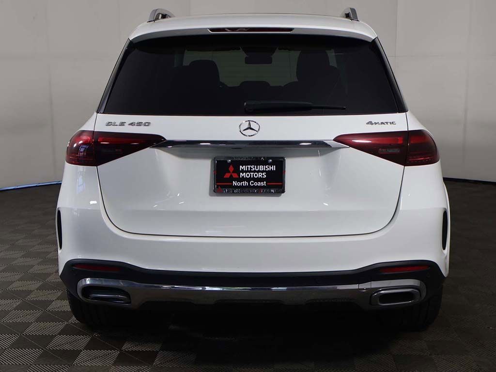 Used 2024 Mercedes-Benz GLE 450 4MATIC w/ AMG Line Exterior image 15