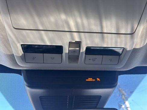 Used 2025 MAZDA CX-30 AWD 2.5 S w/ Preferred Package image 11