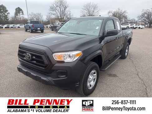 Used 2023 Toyota Tacoma SR image 1