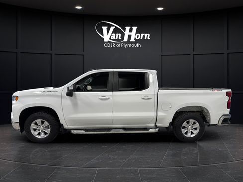 Used 2023 Chevrolet Silverado 1500 LT AWD/4WD image 6