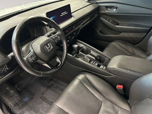 Used 2023 Honda Accord EX-L image 10