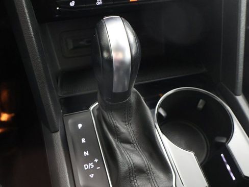 Used 2020 Volkswagen Atlas SEL R-Line image 59