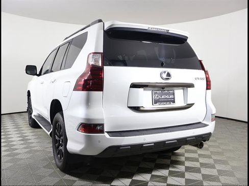 Used 2022 Lexus GX 460 w/ Black Line Special Edition AWD/4WD image 4