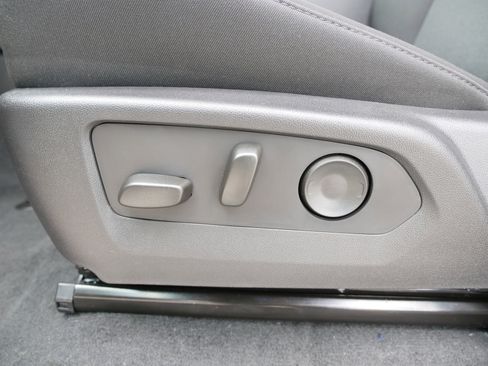 New 2026 Chevrolet Colorado W/T w/ WT Custom Package image 15