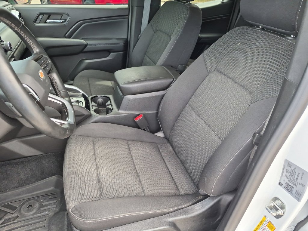 Used 2023 Chevrolet Colorado LT w/ LT Convenience Package II AWD/4WD image 15