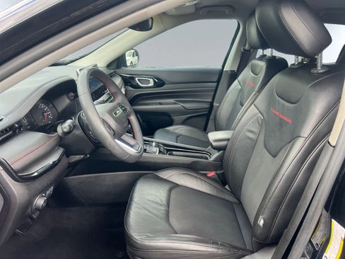 Used 2022 Jeep Compass Trailhawk image 10