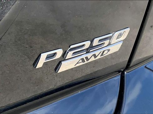 Used 2018 Jaguar E-PACE SE image 18