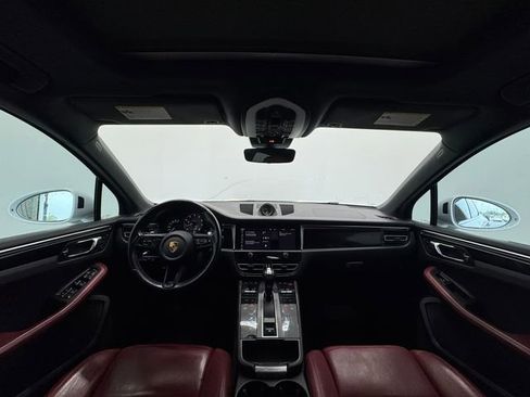 Used 2022 Porsche Macan S image 20
