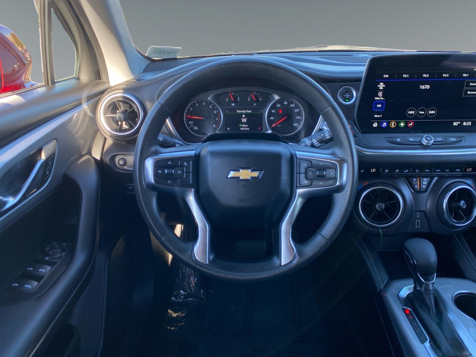 Used 2025 Chevrolet Blazer LT AWD/4WD image 12
