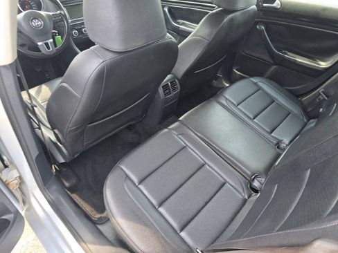 Used 2011 Volkswagen Jetta TDI FWD image 19
