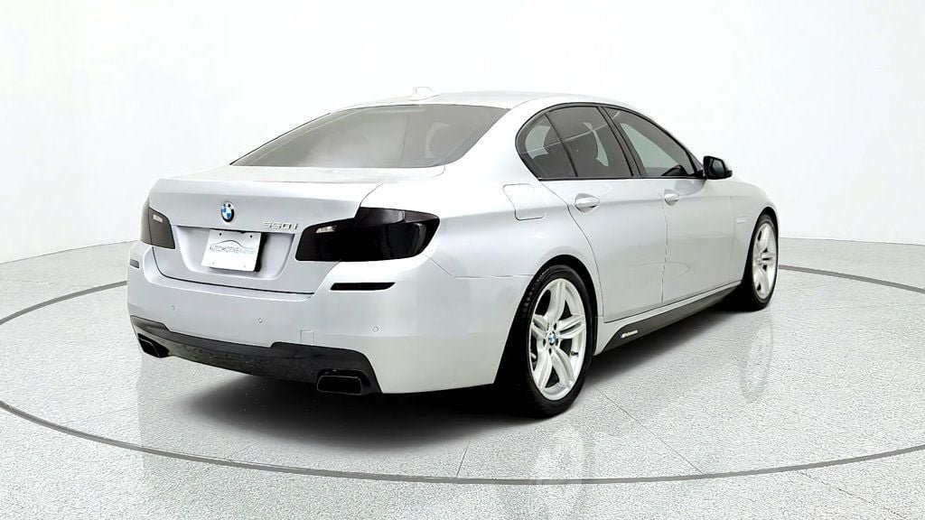Used 2016 BMW 550i Sedan RWD image 5