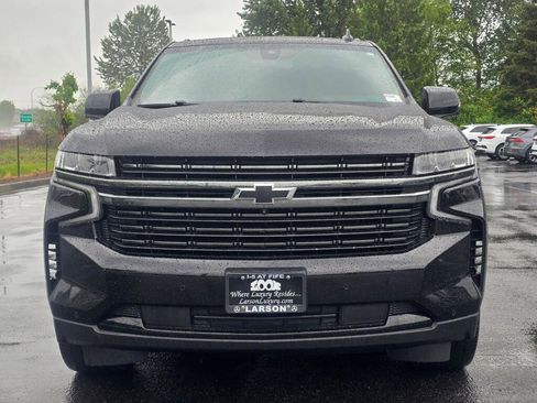 Used 2021 Chevrolet Suburban RST w/ Luxury Package AWD/4WD image 11
