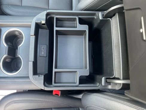 Used 2023 Chevrolet Tahoe Z71 w/ Off-Road Capability Package image 26