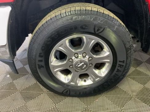 Used 2019 RAM 2500 Big Horn image 11