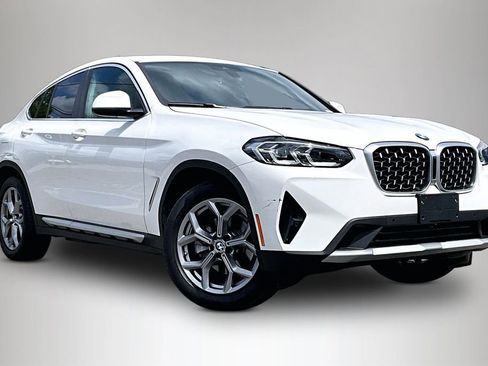 Certified 2025 BMW X4 xDrive30i w/ Convenience Package AWD/4WD image 1