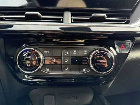 New 2026 Chevrolet Trax RS w/ Driver Confidence Package image 19