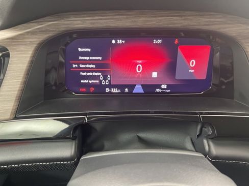 Used 2025 Volkswagen Atlas SEL Premium R-Line image 17