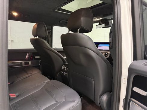 Used 2022 Mercedes-Benz G 63 AMG 4MATIC w/ AMG Performance Package image 53