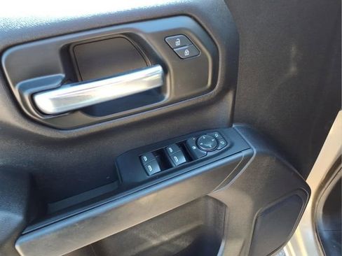 Used 2023 Chevrolet Silverado 1500 Custom Trail Boss w/ LPO, Dark Essentials Package AWD/4WD image 17