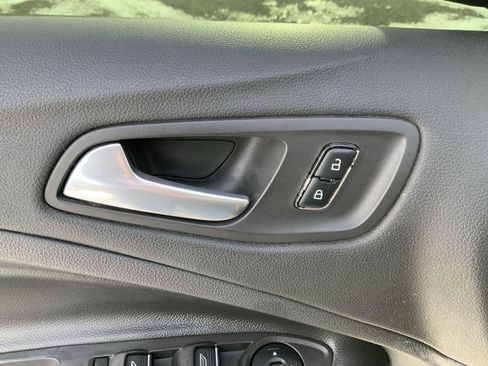 Used 2013 Ford C-MAX SE image 20