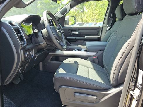 New 2026 RAM 1500 Express AWD/4WD image 10