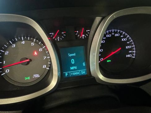 Used 2011 Chevrolet Equinox LT w/ Driver Convenience Package FWD image 11