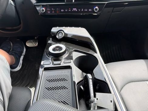 Certified 2023 Kia EV6 GT-Line AWD/4WD image 19