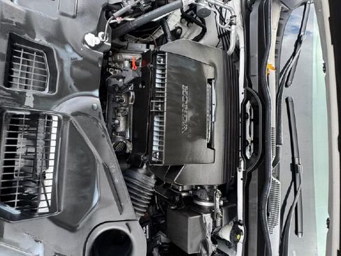 Used 2023 Honda Pilot Elite image 23