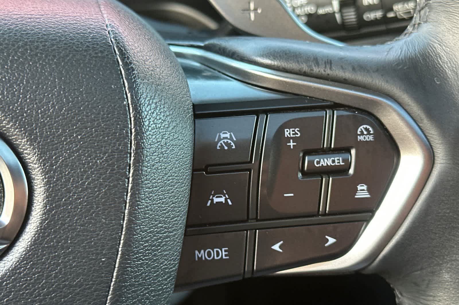 Used 2025 Lexus GX 550 w/ Cold Area Package AWD/4WD image 31
