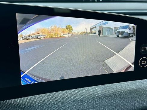 Used 2024 Lucid Air Touring image 23