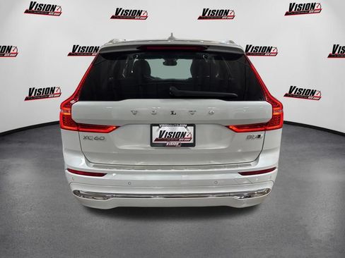 Used 2023 Volvo XC60 B5 Plus w/ Climate Package AWD/4WD image 6