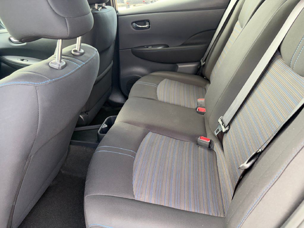 Used 2025 Nissan Leaf S FWD image 26