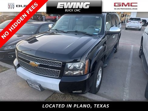 Used 2012 Chevrolet Suburban LT w/ Luxury Package image 2