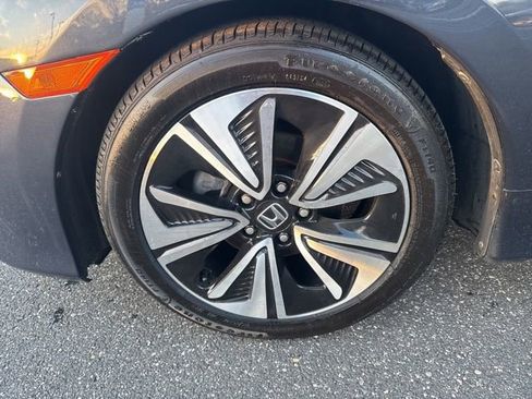 Used 2016 Honda Civic EX-L image 11