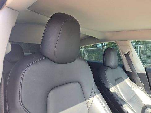Used 2021 Tesla Model 3 Long Range AWD/4WD image 29