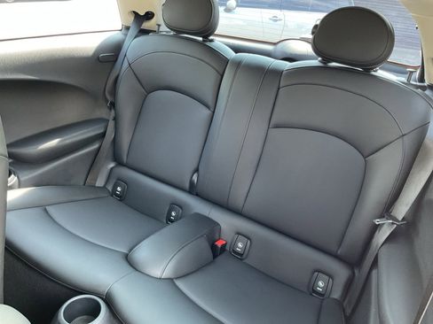 Used 2019 MINI Cooper 2-Door Hardtop image 20