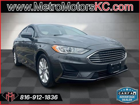 Used 2020 Ford Fusion SE image 7